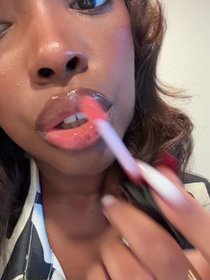 follow instructions! #Lipgloss #OnTop 