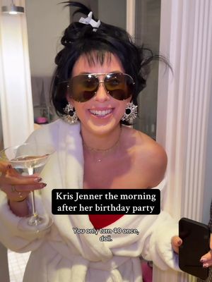 It was a night to remember if we can!!🍸🎂 #krisjenner #birthday #party #celebrity #comedy