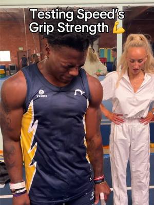 iShowSpeed vs Pro Gymnast grip strength challenge 😳 @IShowSpeed #gymnast #gymnastics #olympics #olympic #speed 