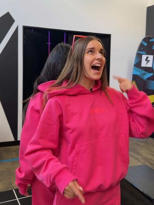 @Loserfruit @PWR Jacque 🩷 #beesinthetrap #trend