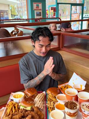 If you love sauces then you can now go all out with @popeyesuk new Mega Dips #london #AD