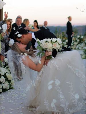 Happy anniversary to my everything @Taylor Lautner ❤️‍🔥💘💒💍 #wedding #anniversary #marriage 
