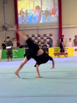 体はめっちゃ硬い🪨 #トリッキング #tricking 
