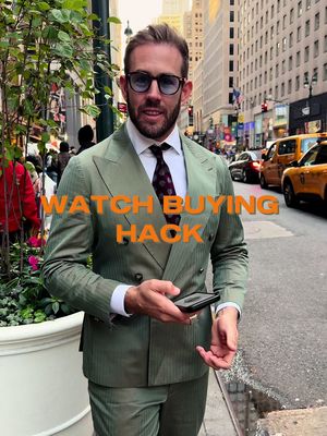 Only watch that I could think of that would go so well with this suit and that was the new green faced King Seiko 😍 #seiko #seikowatch 
