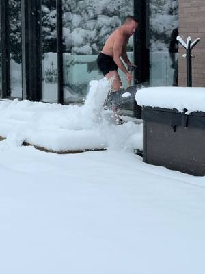 The most uncomfortable thing in the morning often leads to the best feeling for the rest of the day. ❄️ #fyp #icebath 