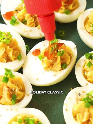 Holiday hack: Make the dish everyone actually wants seconds of. These Honey Sriracha Devilled Eggs have a little heat, a little sweet, and a lot of party magic. 🎉 @‌LeeKumKeeCanada sauces make it easy — Use the store locator on www.ca.lkk.com to find a grocer near you”#CookWithLKK #LKKPartner #ad #LeeKumKeeCanada 