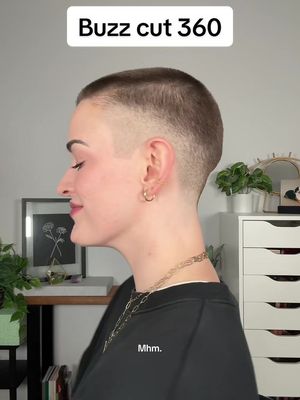 I was not prepared for how fast a buzz cut grows out 😅 #buzzcut #buzzcutgirls #buzzcutwomen #shorthairgirl