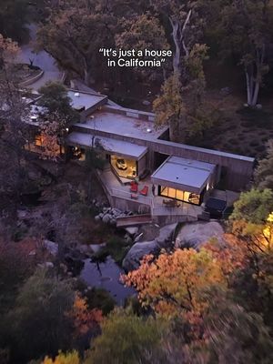 It's never just a house. 📍Yosemite, California 🔗 Link in bio to book 🔎 “Lotus Falls Estate” #vrbo #vacationrental #yosemite #yosemiterentals #yosemitecalifornia  