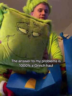dw these gifts aren’t all gonna be mine (ok most will be)  get all ur Grinch goodies at the link in bio