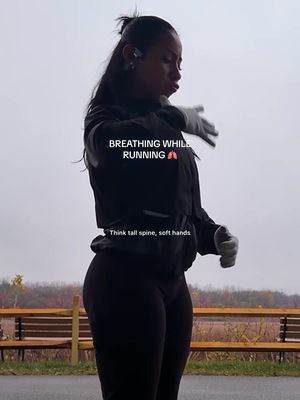 My chest used to BURN after an easy run, and I thought that was normal... turns out it isn’t 😀 A few things I like to remember during a run are: starting slow, letting my heart rate build, shoulders relaxed, proud chest, no tensing, listening to my breathing (thank you @shokzusa for allowing me to do so) and keeping a rhythm!  Running shouldn’t feel like a struggle to breathe - and you shouldn’t be fighting for your life! Small tweaks = big improvements 🤝🫁 Shokz BFCM Sale is coming soon! Stay tuned! #ad #Shokz #OpenRunPro2 #ShokzBlackFridayDeal 