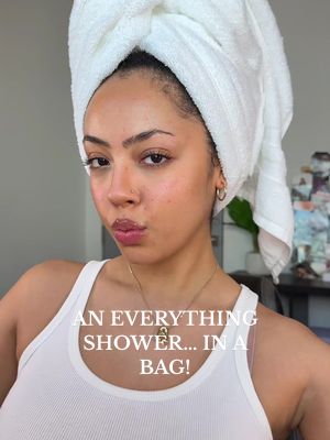 #treehutpartner this is the perfect everything shower, in a BAG! 🤭🫧 the vanilla mini best seller kit by @Tree Hut #treehut #everythingshower #vanilla 