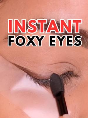Would you try this instant foxy eye makeup? #makeup #makeuptutorial #makeuptransformation #eyemakeuptutorial #smokeyeye 