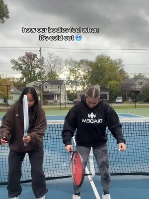 anyone else prefer summer or is that just us?? #tennistiktok #cold #tennis #diadem #dream 