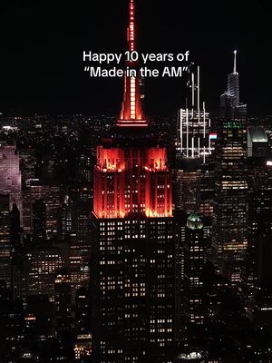 ONE DIRECTION HOLIDAY #nyc #empirestatebuilding #newyork #onedirection #1d 
