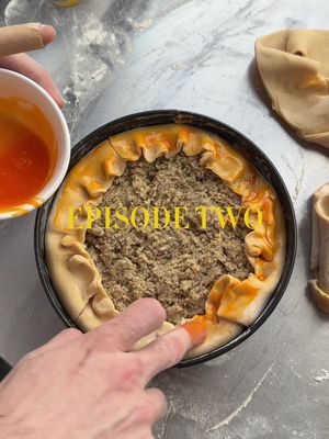 Pies done properly EP.2 Cider braised pork with a sage sausage stuffing lid!!! #baking #pie #christmas 