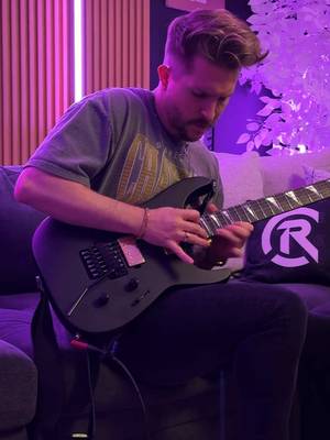 #BecauseOfYou by @kellyclarkson hitting like 2004 with a little One Take, Improv shred 🎸✨ Shoutout @Sweetwater Sound for keeping me stocked with all the gear I need to create! #BlackFriday sales up now through my Gear Page. 🤘🏻