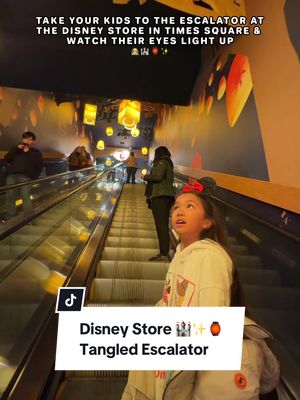 First time at the Disney store at Times Square and wow. ✨ #parenting #timessquare #disney #disneystore  #tangled 