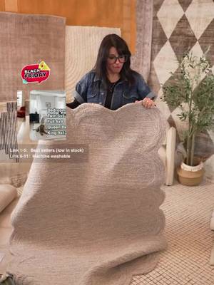 Nuloom Elira Solid Bordered Area Rug