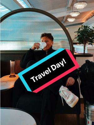 Come fly with me to LA on this fineeee travel day to attend @Adobe MAX (ad) and learn about the awesome new features that are hitting your screens on @Adobe Express 👀🔥 bags packed? Letssss gooo ✈️ #AdobeExpressAmbassadors #AdobeAmbassadorsAtMax #AdobeMax 
