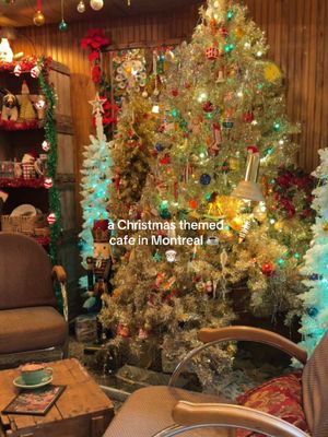 A must visit when you’re in Montreal this December 🎄☕️ 📍 La Taverne de Noël,  5125 Boul. Saint-Laurent Grab a famous festive hot chocolate and take in the beautiful decor 🎊🎅🏼 #montreal #christmas  #montrealcanada #MTL 