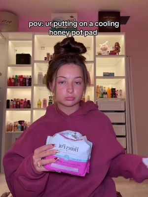 no bc they’re too spicyyy 😩 (not the cat fur on my butt..) #honeypot #honeypotpads #period #emilylulamay #fyp 