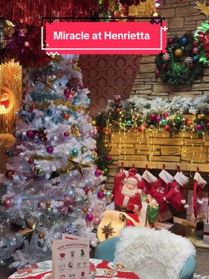 Covent Garden’s most Christmassy bar #londontiktok #christmasinlondon #placestovisitinlondon #secretlondon #coventgarden 