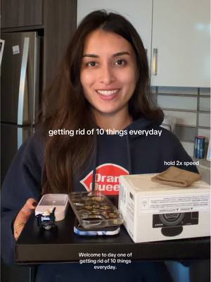 day 1 of getting rid of 10 things everyday | Inspired by: @em #gettingridofstuff 