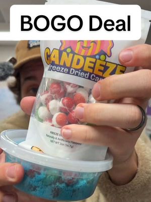 My streamers are giving out free gifts… 🎁 but only in the TikTok LIVE! #tiktoklive #freezedried #candeeze 