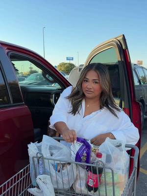 I know that’s right 😂🤎 Very bold of him to think that 🤭 #highschoolsweethearts #husbandwife #marriedlife #marriagehumor #groceryshopping 