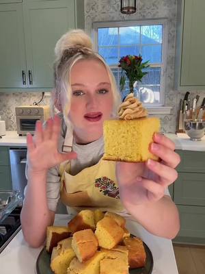 How to make fluffy moist cornbread with whipped maple cinnamon butter for this Holiday season 🌽🧈🍞