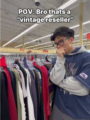 early bird gets the carhartt jacket 🥀 #relatable #vintage #resell #thrift #povchat 