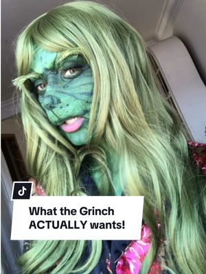 I don’t blame her with the cold & snow. Any one else?  #wintervibes #jimcarrey #thegrinch #christmasmakeup #montrealtiktok 