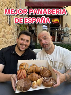 Pruebo los dulces de LA MEJOR PANADERÍA DE ESPAÑA 🇪🇸 ( @Panadería Barrihuelo ) con mi amigo @Gourmetismo 🍔🤳 , EXPERIENCIA BRUTAL! #probandocomida #probandodulces #panaderia #pan #croissant 