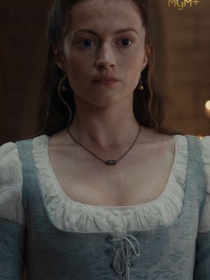 That's what we call "girl power" 👑 Don't miss a new episode of #RobinHood, streaming now on #MGMplus