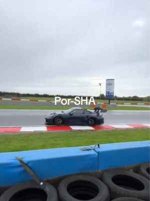 Replying to @vincentjust_flows Hi @vincentjust_flows . After careful deliberation, we won't be able to give you what you asked for since we couldn't find a Porsh(?). Please enjoy this view of a Por-SHA submitted by @JCR 