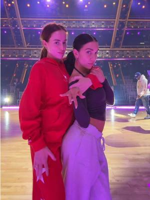 Two Utah baddies walk into the club 🤭🥰✨❤️‍🔥 #fyp #dwts #viral #momtok #utah 