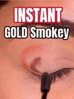 would you try this makeup hack to create a stunning, gold smokey eye?  ##hoodedeyes##makeup##makeuptutorial##eyeshadowtutorial##beginnermakeup