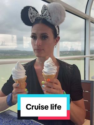Cruise life is THE BEST life!!  IB: @Jess Darrington #disneycruise #disneycruiseline #disneycreator #disneycreators #funnyhusbandandwife 