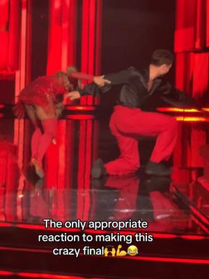 IKTR👏👏👏 @Dancing with the Stars #DWTS @DaniellaKaragach @Dylan Efron 