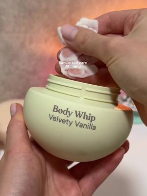asmr vanilla self care 🤍🫧☁️🧴 #asmr #asmrsounds #vanillagirl  products  @daisebeauty Vanilla Whip Foaminh Body Wash  @Tree Hut Vanila Body Scrub  @aveenoukire Body Oil  @sundaebody Body Whip Velvety Vanilla  @Beauty of Joseon Eye Patches  @Olehenriksen Vanilla Lip Treatment 