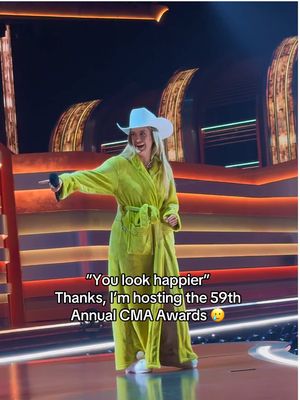 Little Lainey wouldn’t believe this 🥲🥲 #CMAawards 