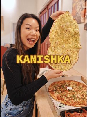 📍Kanishka Cuisine of India (1534 1st Ave S, Seattle, WA 98134) What I ordered - 1/2 kadai paneer, 1/2 butter chicken pizza  - Tandoori chicken - Chicken saag - Paneer briyani - Fish pakora  - Truffle chili garlic naan - Mango lassi  #indianfood #saag #naanbread #seattletiktok #seattlefoodie 
