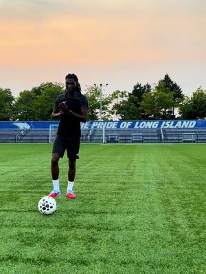 RUN TO ME CONF…😮‍💨. Follow for more:) #football #Soccer #nikesoccer #soccerskills #kevinfooty 