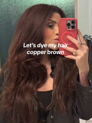 You can’t tell but I had so many tones of brown and red in my hair and my roots where showing so it was much neeeded !!! #fyp #brunette #hairtok #volumehair #cooperhair 