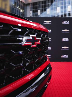 This carpet isn’t just red, it revs. The #Silverado is making its own entrance at “The 59th Annual #CMAawards.” 
