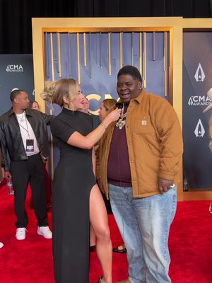 A vibe everywhere he goes @BigXthaPlug 🔥 #cmaawards #country #bigxthaplug 