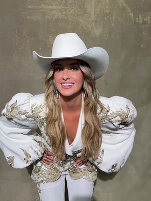 We ain’t hiding our crazy tonight #cmaawards 👯‍♀️