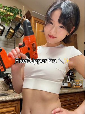 Screwing things properly this time 🪛 ⠀⠀⠀⠀⠀⠀⠀⠀⠀⠀⠀ #DIYHomeProjects #FixerUpperEra #HomeImprovement #HandyGirl #comedy 