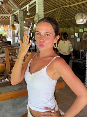 This is your sign to make a matching custom ring with your bestie when you are in Bali! 💗  Location: Alas Arum silversmith ubud 