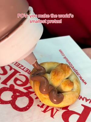 The cutest pretzel you EVER DID SEE 😍 #MrPretzels *please note this is for TT purposes only - we don't actually sell this cutie.